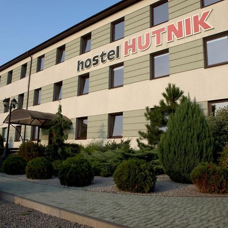 Hostel Hutnik Ostrowiec Świętokrzyski Kültér fotó